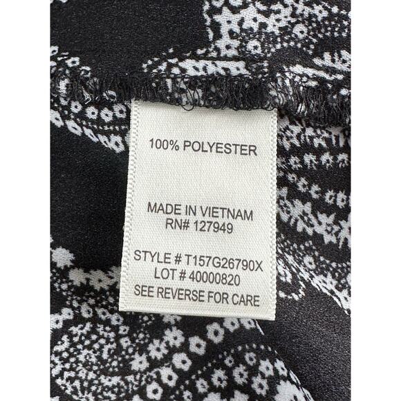 Floral & Ivy Black & White Blouse Sz 1X Paisley Print Button Up V-Neck - Picture 13 of 14